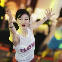 irenekoh_aerial_yoga